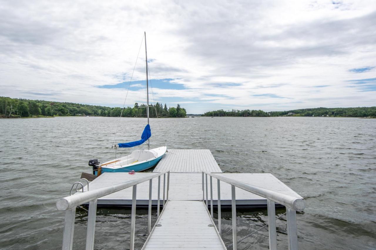 Ocean Bay View Luxury Guesthouse Musquodoboit Harbour Exteriör bild