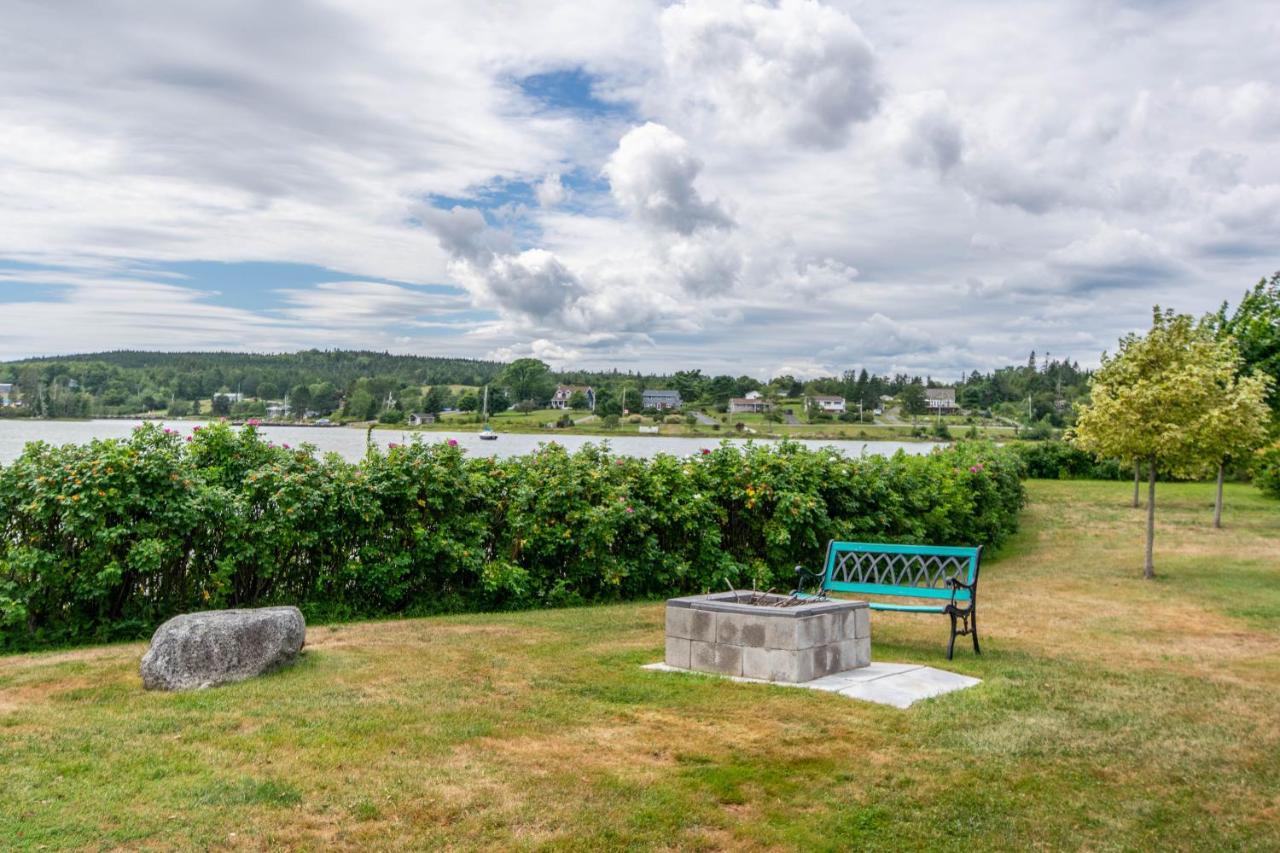 Ocean Bay View Luxury Guesthouse Musquodoboit Harbour Exteriör bild