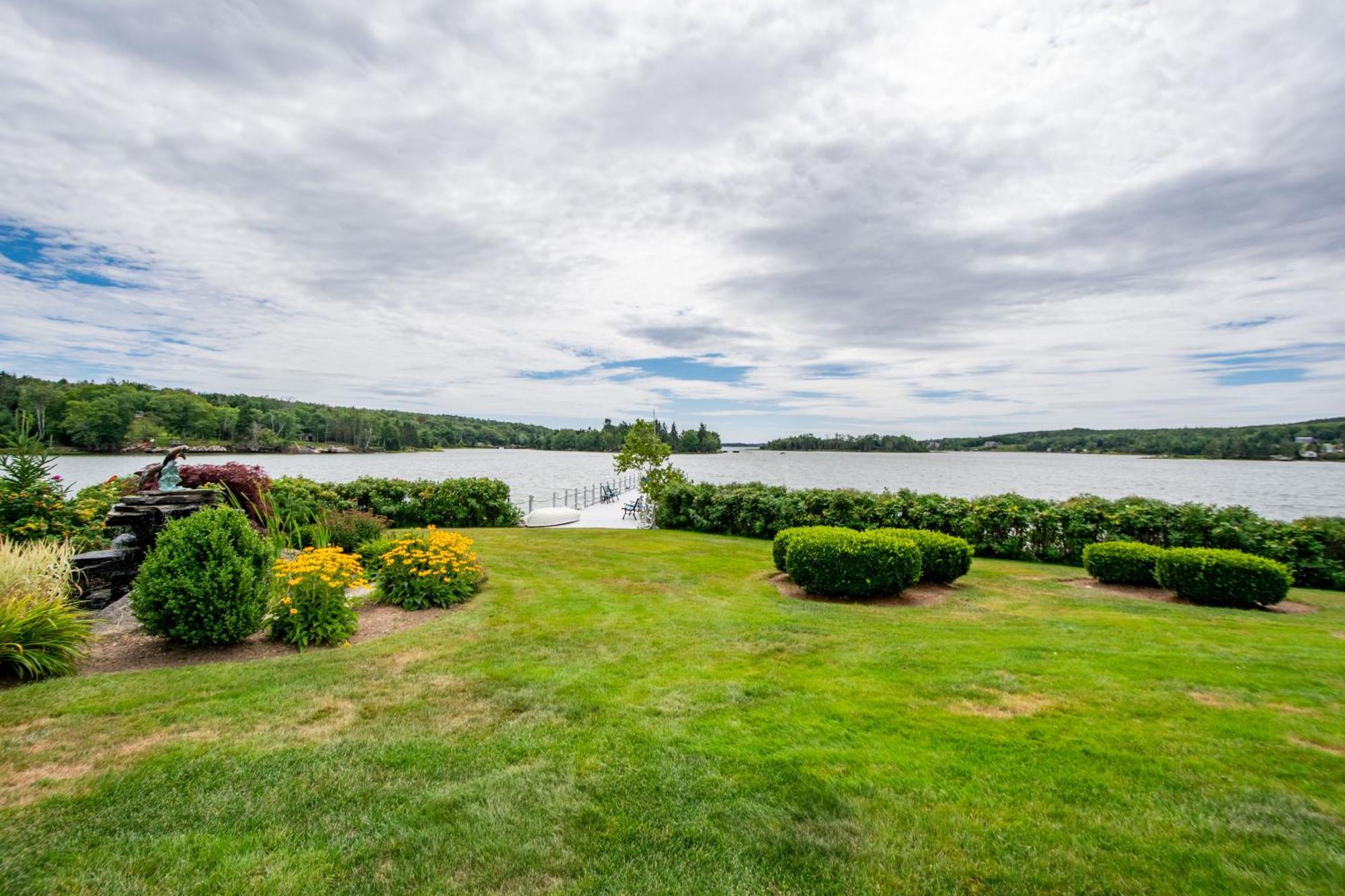 Ocean Bay View Luxury Guesthouse Musquodoboit Harbour Exteriör bild